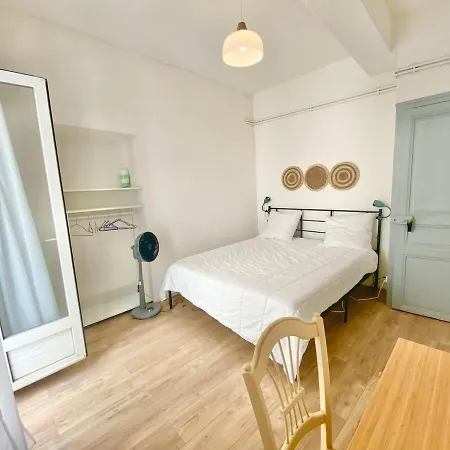 Apartment Bright For 4 In Downtown Perpignan