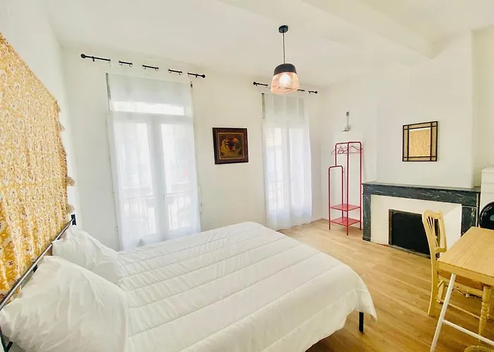 Bright For 4 In Downtown Appartement *